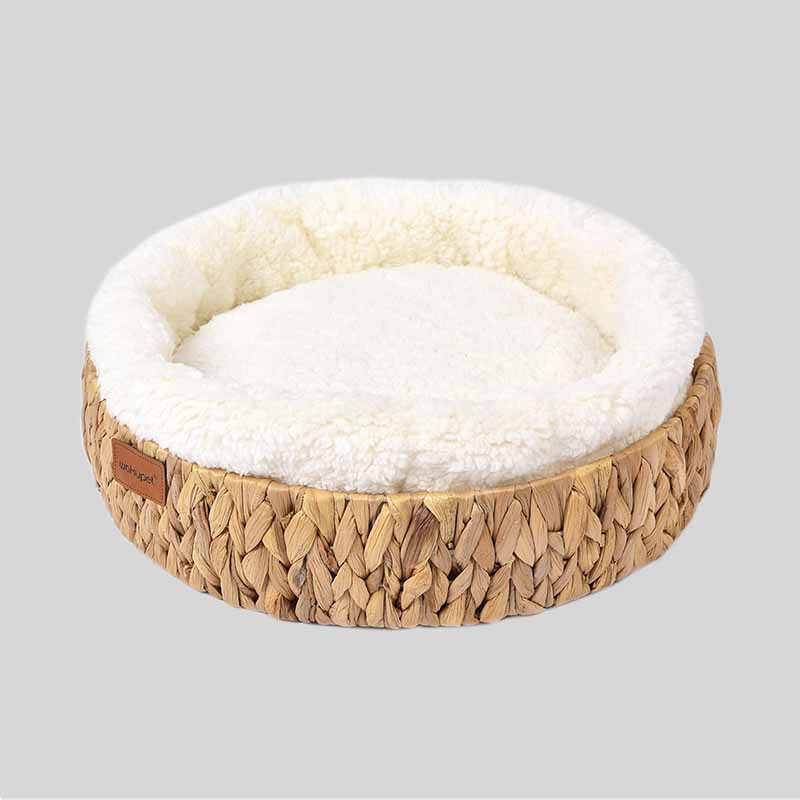EliteSnug™ | Luxury Rattan Cat Hideaway - Insulated Winter Bed with Claw Care Base